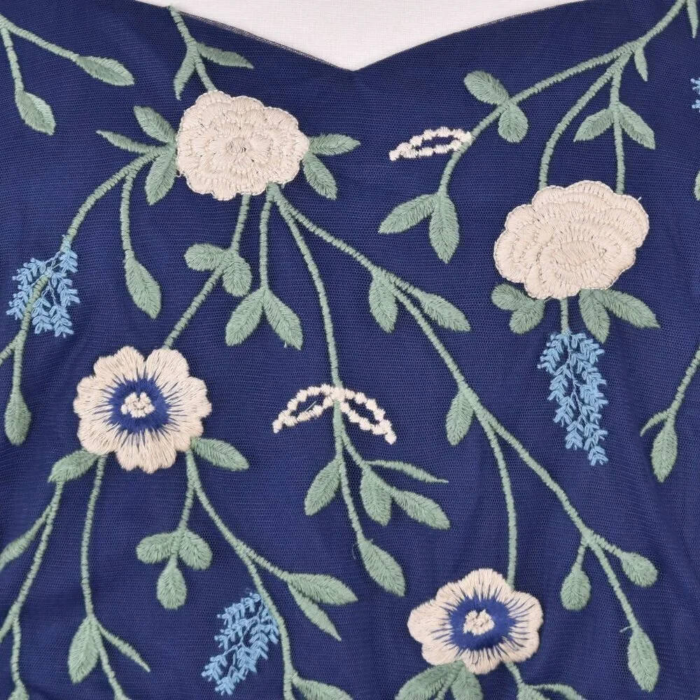 JessaKae Leah Dress Floral Embroidered - 4x - Picture 3 of 9